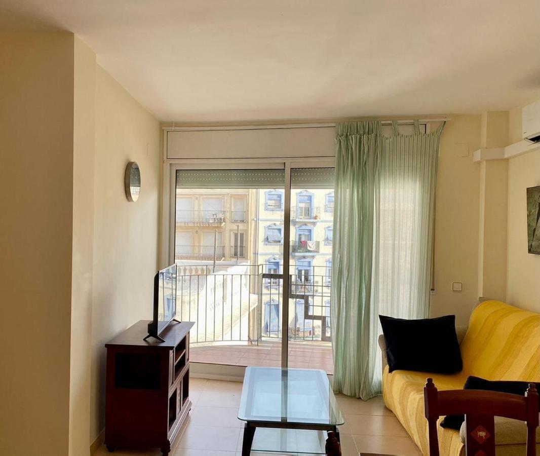Apt Familiar Con Vistas Al Mar لاميتّيا ذي مار المظهر الخارجي الصورة